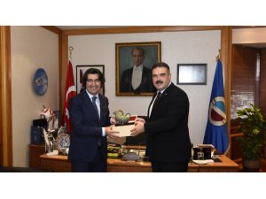 Ziraat Bankası Genel Müdür Yardımcısı Alpaslan Çakar, Rektör Çomaklı’yı ziyaret etti