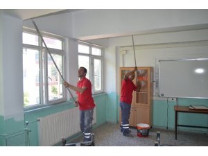 Turgutlu’da okul binalarına yenileme