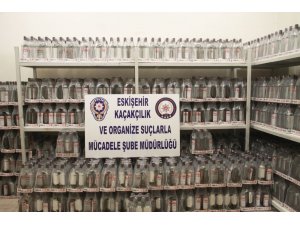 Eskişehir’de 2 bin 208 şişe etil alkol ele geçirildi