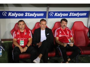 Süper Lig: Gazişehir Gaziantep: 1 - Beşiktaş: 0 (İlk yarı)