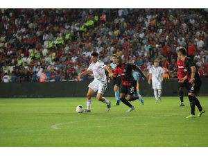 Süper Lig: Gazişehir Gaziantep: 3 - Beşiktaş: 2 (Maç sonucu)