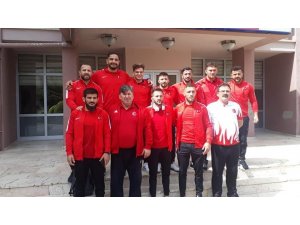 Serbest Güreş Milli Takımı, Kazakistan yolcusu