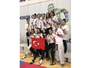 THOM Taekwondo Sporcuları 1 altın ve 1 gümüş madalya ile döndü