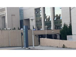 İstanbul Adliyesinde güvenlik görevlisi intihara teşebbüs etti