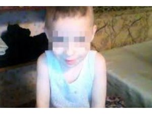 Rusya’da 6 yaşındaki çocuk 5 gün annesinin cesediyle yaşadı