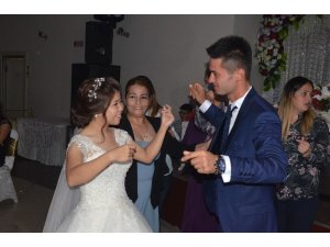 Japon geline Türk usulü düğün