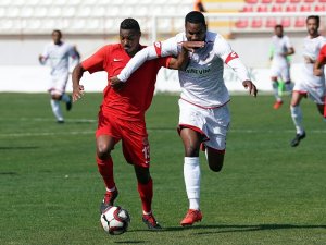 TFF 1. Lig: Cesar Grup Ümraniyespor: 1 - Boluspor: 1