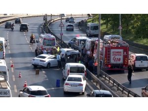 Sefaköy’de trafik kazası: 2 yaralı
