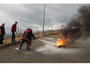 Hastane çalışanlarına yangın eğitimi