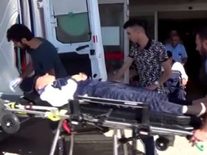 Suriye sınırında askeri araç devrildi: İki asker yaralı