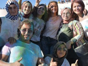 MAKÜ’de ‘Üniversitene Hoş Geldin’ partisi düzenlendi