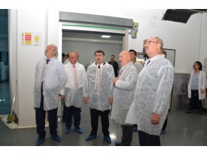 Ankara Valisi Şahin ve ASO Başkanı Özdebir’den ilaç fabrikasına ziyaret