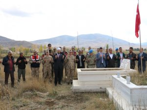 Şehit Agah Turan şehadetinin yıldönümünde mezarı başında anıldı