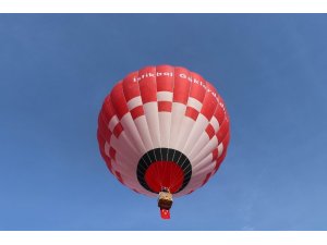 Türkiye’nin ilk yerli ve milli sıcak hava balonu Kapadokya’da uçtu