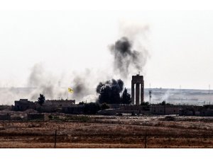 Telabyad’ın doğusundaki PKK/YPG’nin bez parçaları indirildi