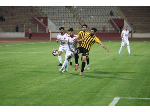TFF 2. Lig: Kahramanmaraşspor: 1 - Bayburt Özel İdare Spor: 1