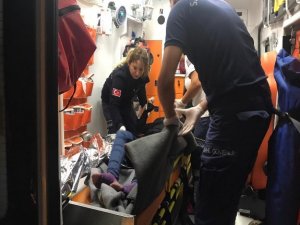 Ayvalık’ta tekne battı...1 çocuk öldü 33 göçmen kurtarıldı, bir bebek aranıyor