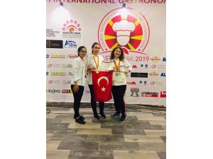SUBÜ öğrencileri Gastronomi Yarışması’ndan madalya ile döndü