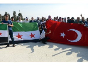 Suriyeli aşiret liderlerinden sınırın sıfır noktasında harekata destek