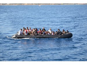 Kuzey Ege’de 80 düzensiz göçmen yakalandı