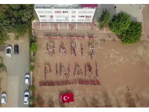 Ortaokul öğrencilerinden ’Barış Pınarı Harekatı’na destek