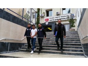 İstanbul’da, elindeki bıçakla 3 taksiciyi gasp eden şahıs tutuklandı