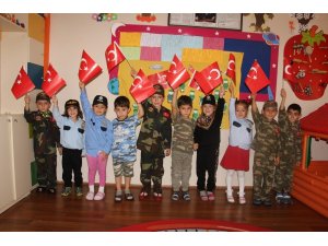 Minik öğrencilerden Mehmetçik’e duygulandıran destek