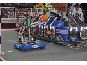 Mersin’de FRC Liseler Arası Robotik Turnuvası heyecanı başladı