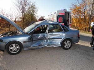 Gölpazarı’nda trafik kazası; 3 yaralı