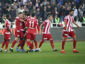 Süper Lig: D.G. Sivasspor: 2 - İ.H. Konyaspor: 0 (Maç sonucu)