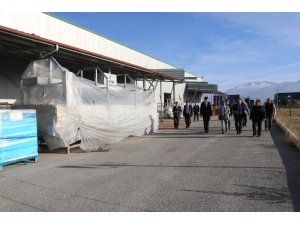Vali Arslantaş, Süt İşleme Tesisinde incelemelerde bulundu