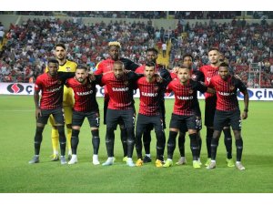 Gaziantep FK zorlu fikstürü en az hasarla kapattı