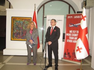 Ressam Akın Ekici’nin ‘Yolcudan Yolcuya Hikayeler’ sergisi Tiflis’te açıldı