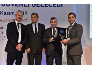 Türkiye Kimya Sanayicileri Derneği’nden Aksa Akrilik’e 50. yıl plaketi