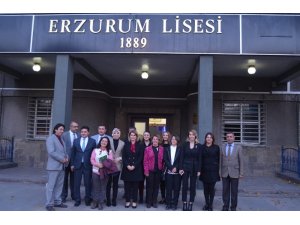 Milli Eğitim Bakanı Ziya Selçuk’un eşi Rana Selçuk Erzurum’da eğitim müzesi açılışı yaptı