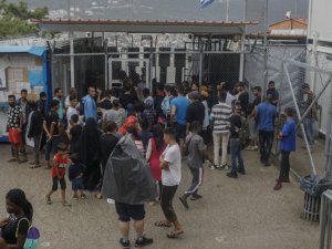 Yunanistan'dan yeni göç hamlesi: En büyük 3 kamp kapatılıyor, yeni kapalı merkezler inşa ediliyor