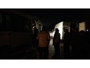 Gece yarısı şok operasyon: 50 kaçak göçmen yakalandı