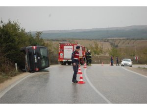 Tekirdağ’da minibüs devrildi: 5 yaralı