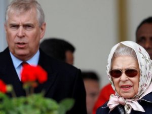 Kraliçe II. Elizabeth Prens Andrew’un doğum günü kutlamalarını iptal etti