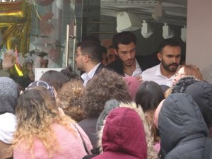İstanbul'da indirim kampanyasında izdiham: 3 yaralı