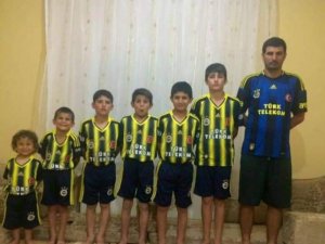 Sosyal medyada yankılanan fanatik Fenerbahçeli aile