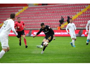 Ziraat Türkiye Kupası: İ.M. Kayserispor: 1 - Manisa FK: 0 (İlk yarı)