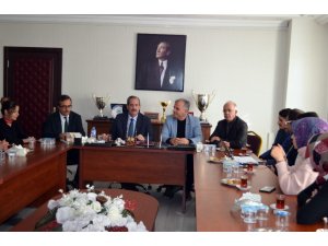 Başkan Gürsoy, KYK yurtlarında kalan öğrencilerini ağırladı