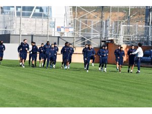 Başakşehir, Denizlispor maçının hazırlıklarını tamamladı