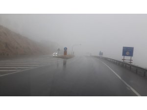 Gaziantep’te sis hayatı olumsuz etkiledi