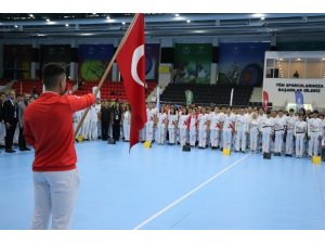 Salon Okçuluk Türkiye Kupası Samsun’da başladı