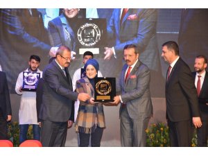 GSO’dan Kadooğlu’na Gaziantep’in yıldızları ödülü