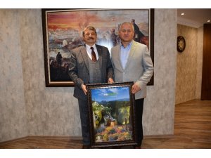 Başkan Çaylı Bartın Belediye Başkanı Akın’ı ziyaret etti