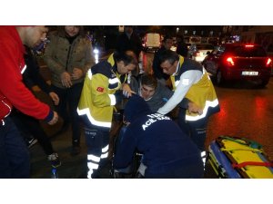 Isparta’da kargo minibüsü engelli aracına çarptı: 1 yaralı