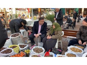 Türkiye’nin konuştuğu Zeynep nine artık gönlünce satış yapıyor